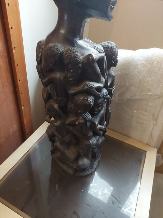 Grande escultura africana antiga? Maciça 52 cms pau preto ,?