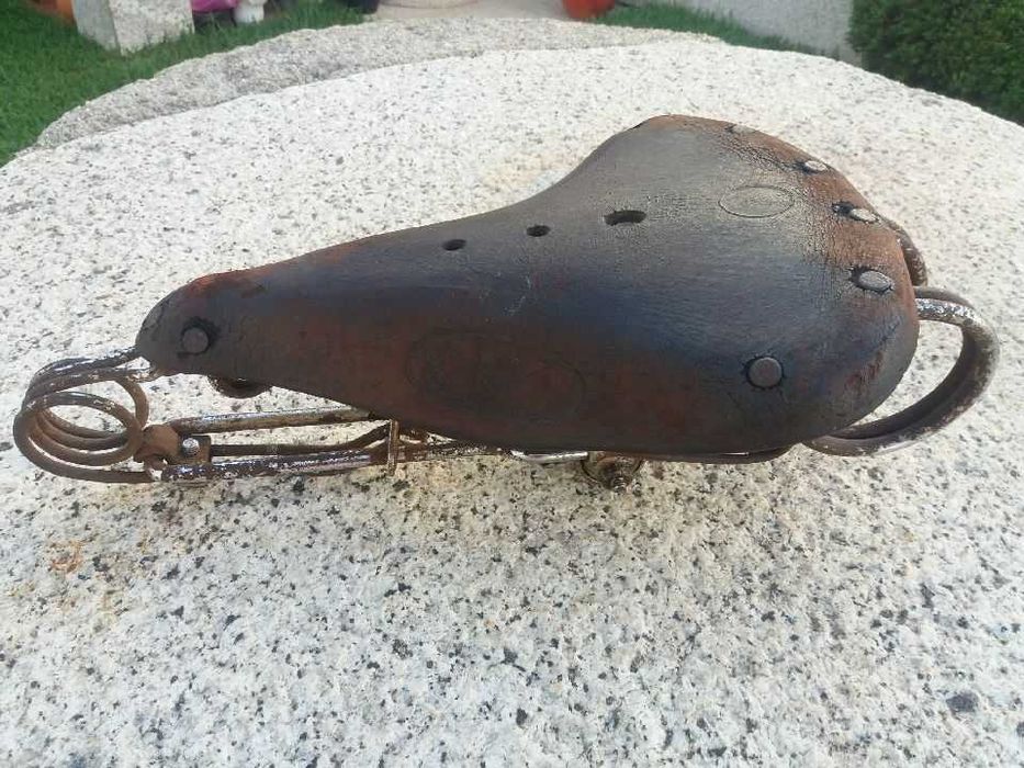 Assento bicicleta antigo