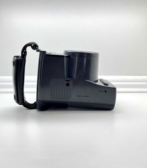 Olympus AZ-300 Superzoom