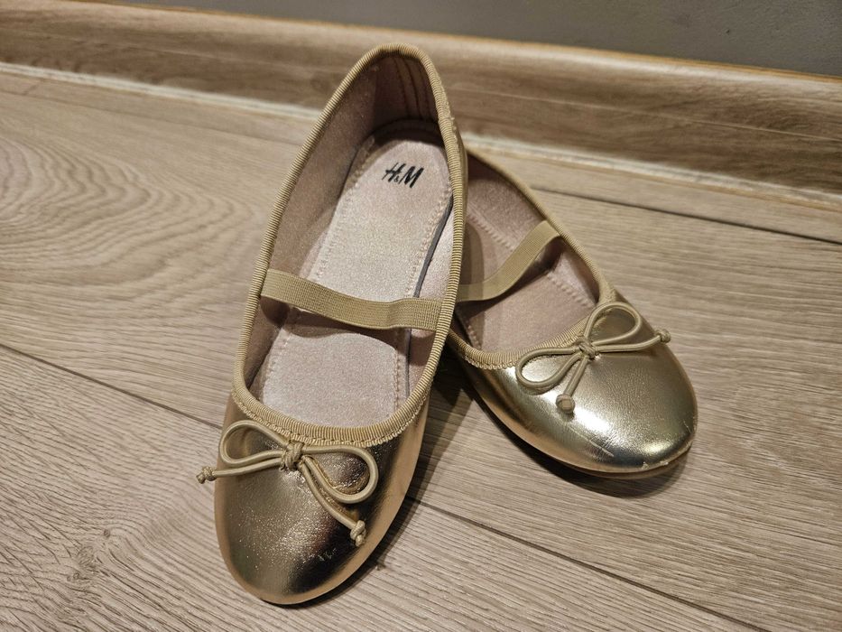 Złote baleriny H&M r. 29