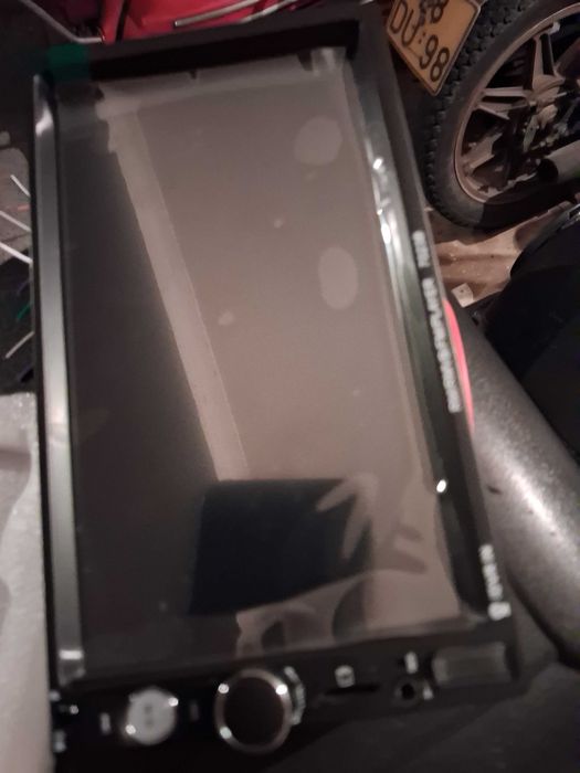 Vendo Auto radio 2 din novo