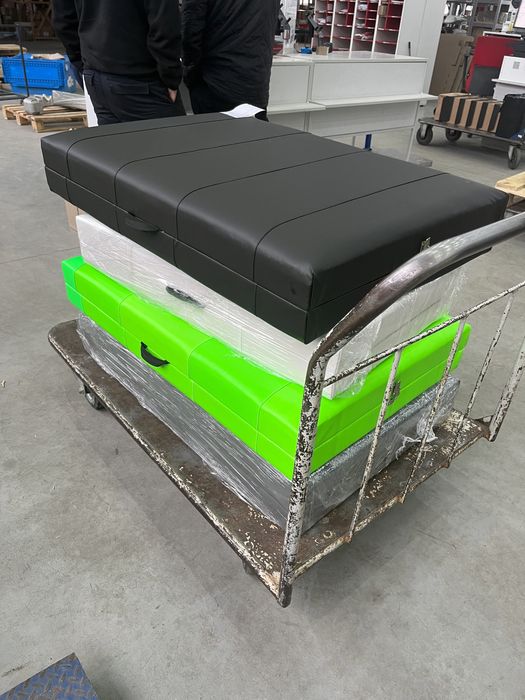 Кушетка для нарощення вій, масажу, косметологіі