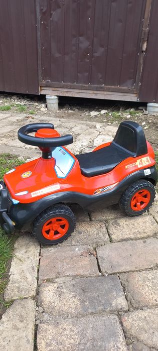 Беговел детский , красный