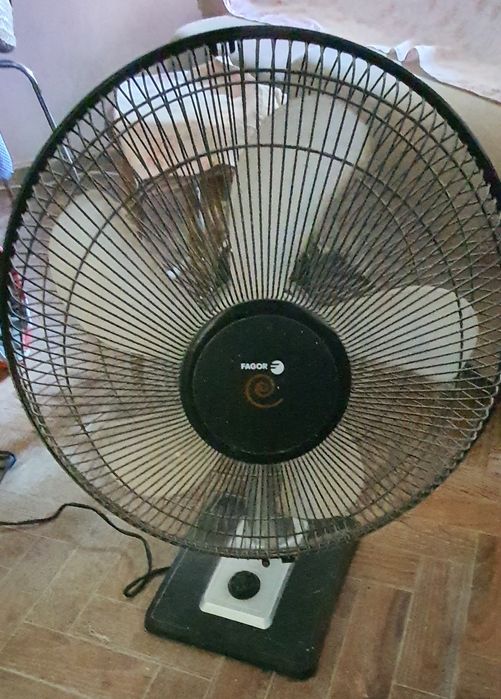 Ventoinha Fagor preta