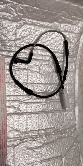 Датчик зносу тормозних колодок передній BMW 34356789440 Новий