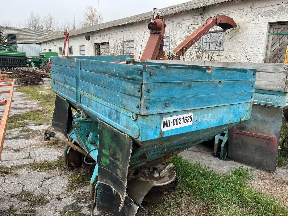 Розкидач добрив Amazone ZAM-18 (під відновлення)