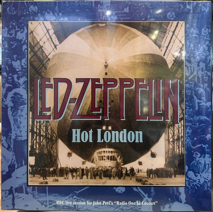Коллекция винила AC/DC Depeche Mode Led Zeppelin Nirvana Pink Floyd Fausto Papetti