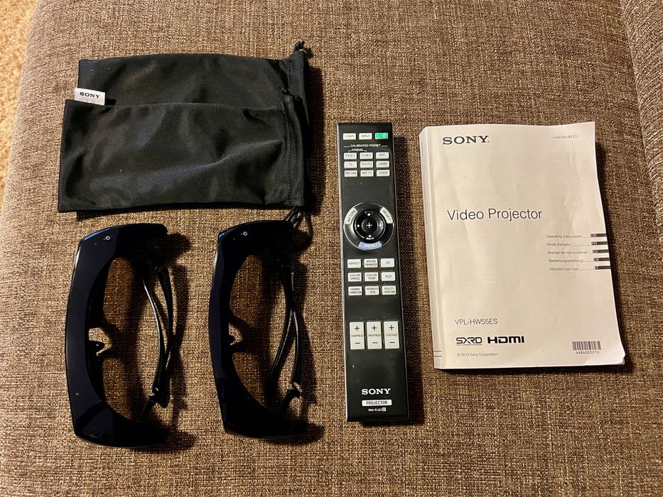 Projektor SONY VPL-HW55ES premium class HT SXRD 3LCD Full HD 3D native