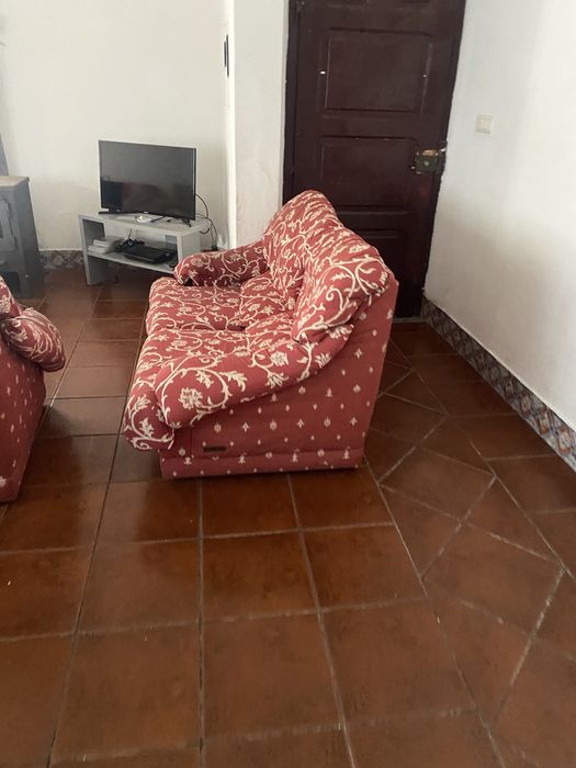 Vendo sofas, maquina de lavar a loiça e cama