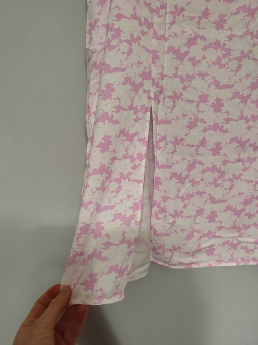 Piękna biało różowa spódnica z rozporkiem Primark plus size