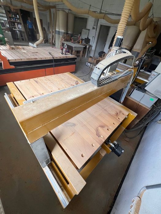 Фрезерний ЧПУ станок. В наявності 800*1200*140мм