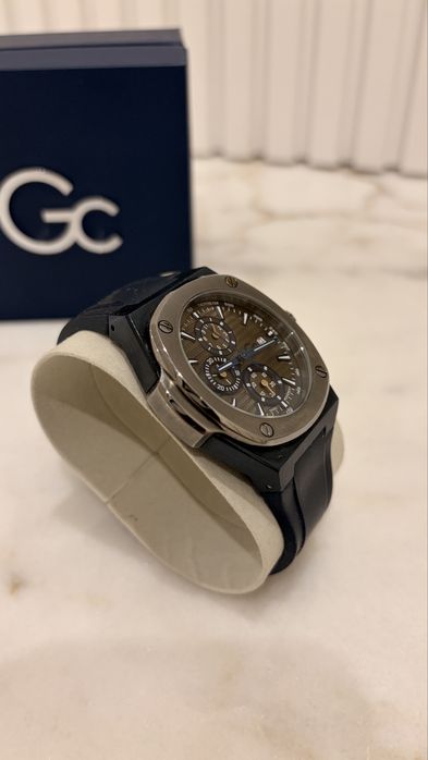 Годинник чоловічий GC Y99004G5MF