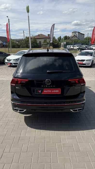 Volkswagen Tiguan SEL R-line Premium Plus 4motion Фольксваген Тігуан 2022 р 2,0 бенз 8АКПП
