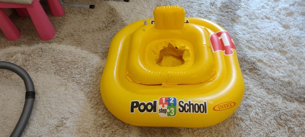 Дитячий плотик надувний Intex Pool School