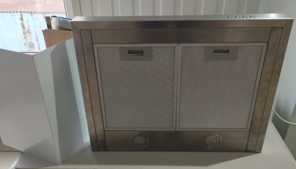 Новая вытяжка Т-образная Pyramida