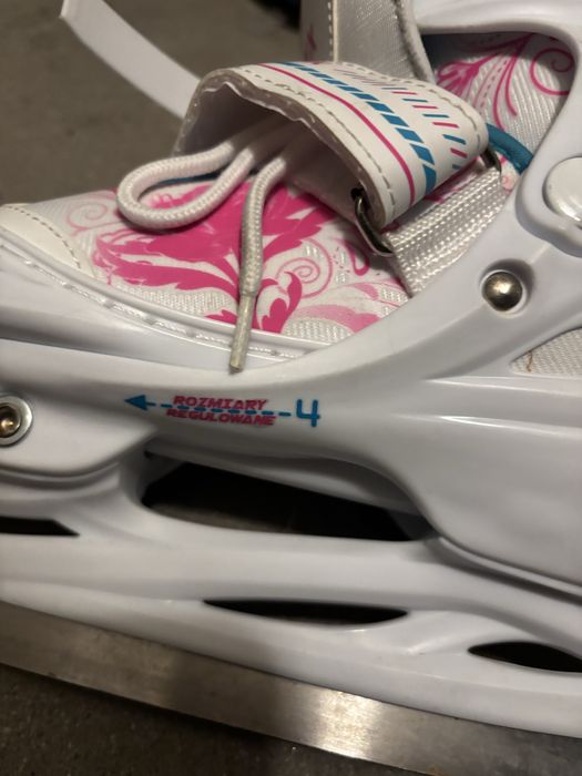 Sprzedam łyżwy dziewczęcę