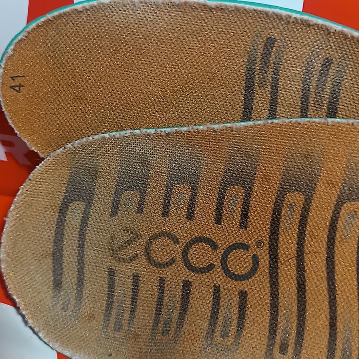 Мужские ботинки на гортексе ЄССО оригинал раз 41 стел.26,5см