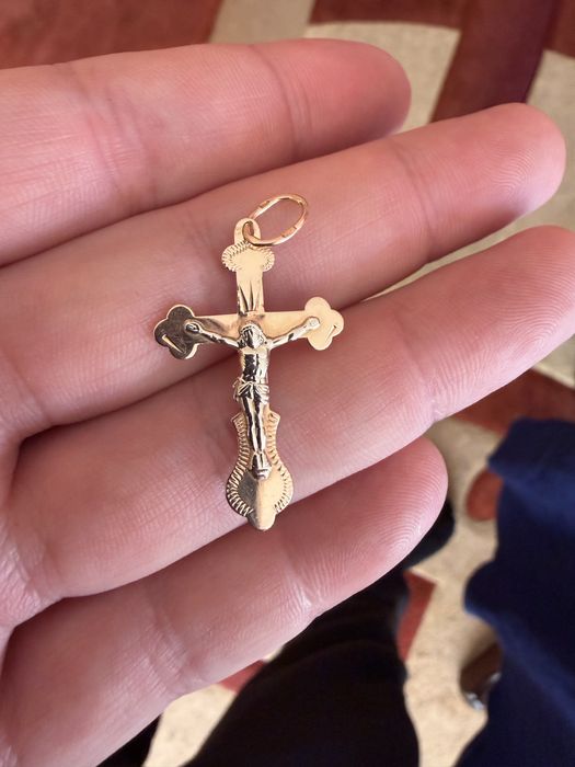 Продам Золотий Хрестик