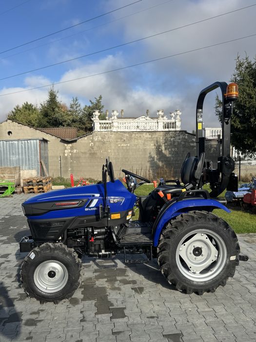 Nowy ciagnik traktor ogrodniczy komunalny FARMTRAC 26 PRO 4WD | Raty |