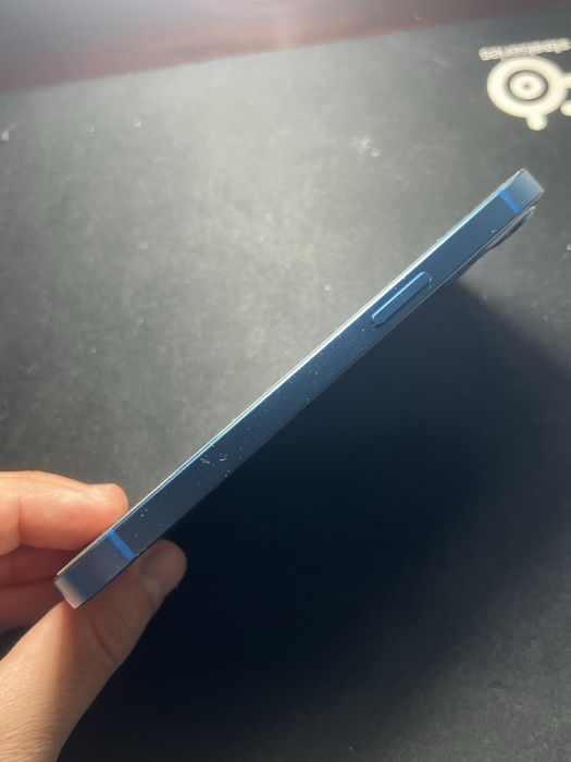 iPhone 13 em otimo estado