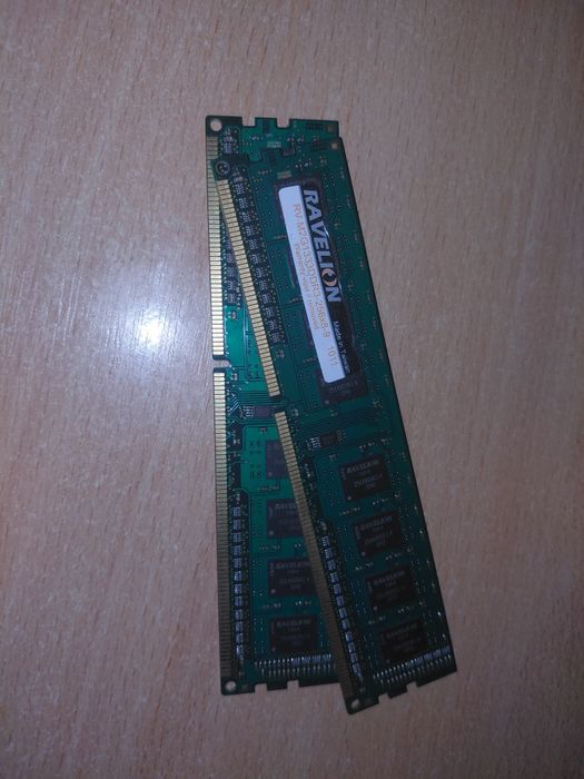 Оперативна пам'ять патріот на 8гб DDR3 а також подарунок DDR3 на 4гб