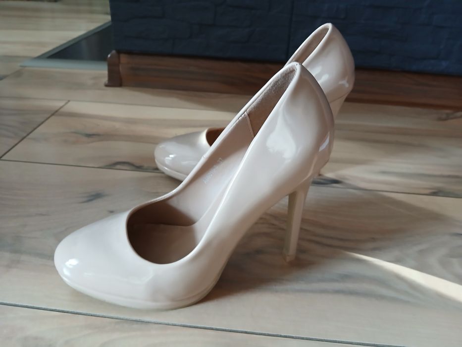 Buty szpilki czółenka obcasy 37