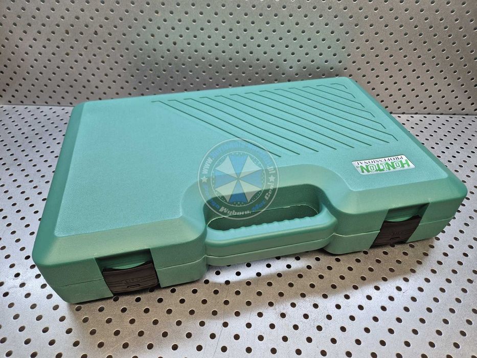 zestaw kluczy nasadowych 155-el. CrV HONITON H4351 klucze nasadowe