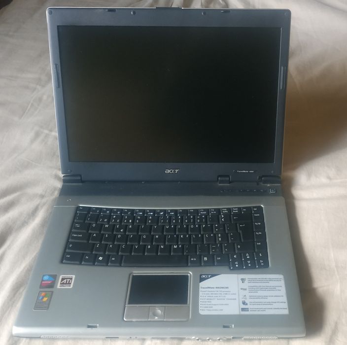Portátil Acer TravelMate 4002WLMi