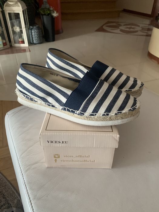 Espadryle rozm 39 cena 30 zł