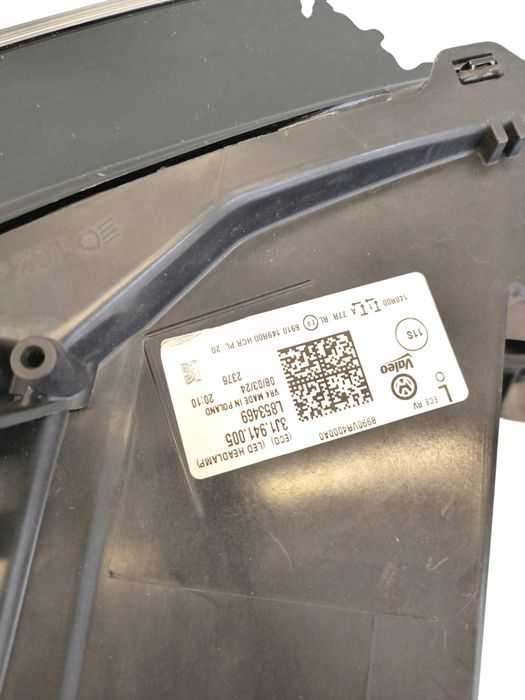 volkswagen passat b9 2024 komplet lampa przednia