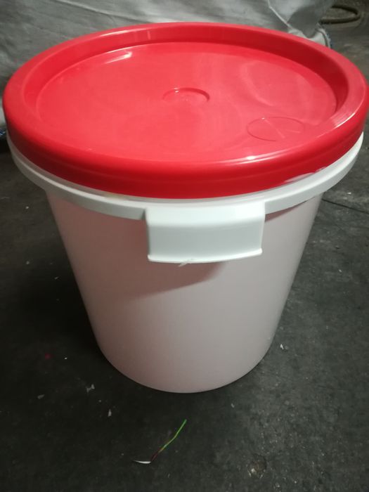 Wiaderka 30 kilogramowe