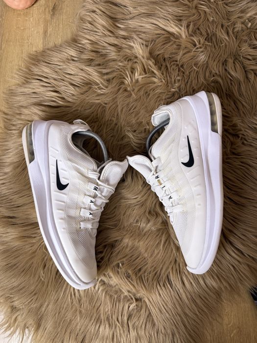 Ekskluzywne buty sportowe Nike Air Max Axis Original