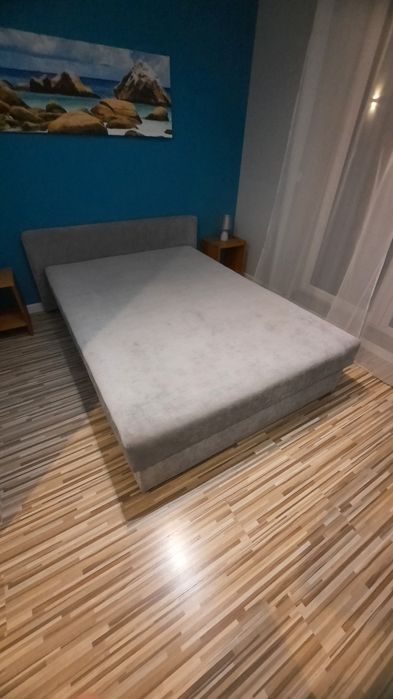 Łózko 140x200 z pojemnikiem na pościel