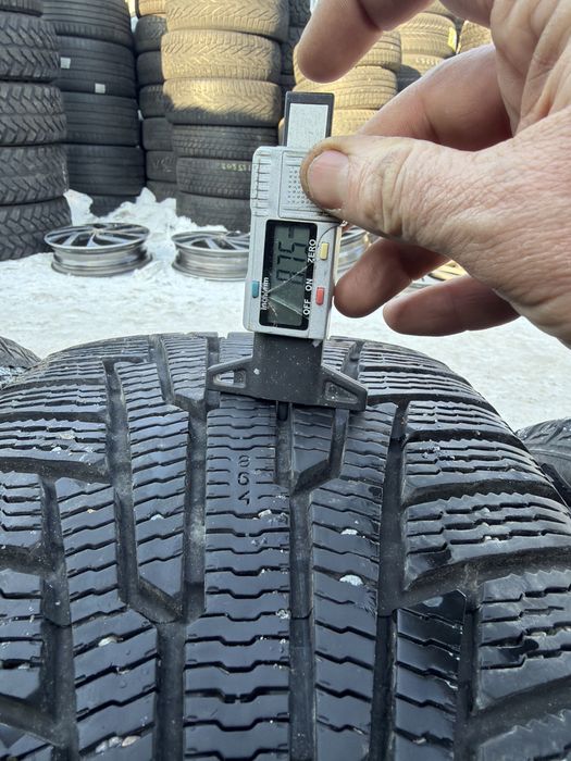 245/40/18 Nokian Hakkapeliitta R , Finland