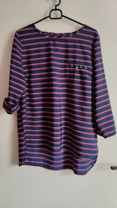 Ciekawa sportowa bluzka roz.L