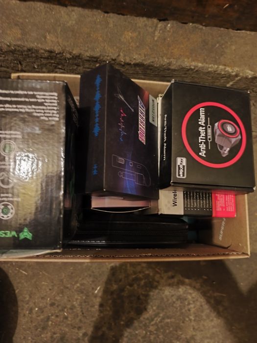 Box Elektronika -Mix Amazon Kat A/B, 5-10 przedmiotów cena katalogowa ok  600 zł