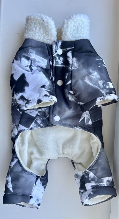 Продам одяг для маленької собачки розмір S