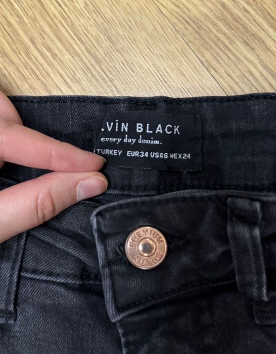 Джинси кльош жіночі