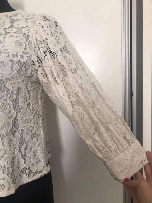 Blusa Zara em renda