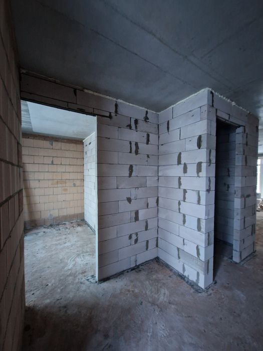 Муляри, штукатури, кладка стін, штукатурка стін, роботи з деревом