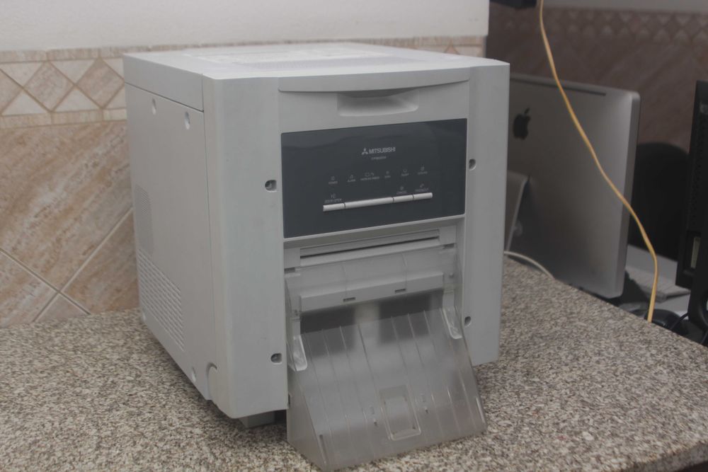IMPRESSORA MITSUBICHI CP 9800 DW- EXCELENTE- COMO NOVA