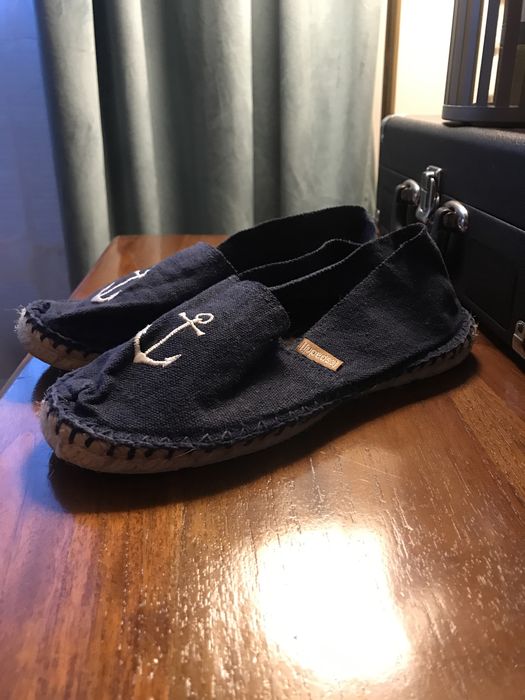 Granatowe espadryle oryginalne espadrijl w kotwice