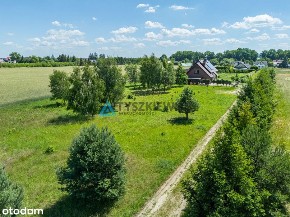 Działka budowlana 1670 m² - Powałki