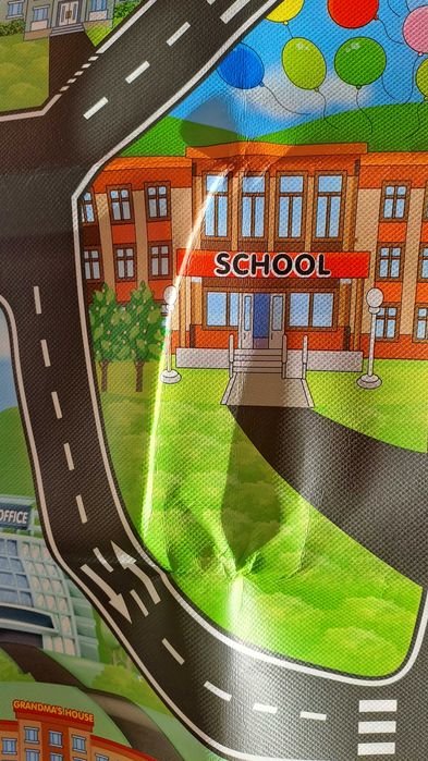 Tapete portátil. Mapa da cidade para brincar. Jogo educativo. Novo.