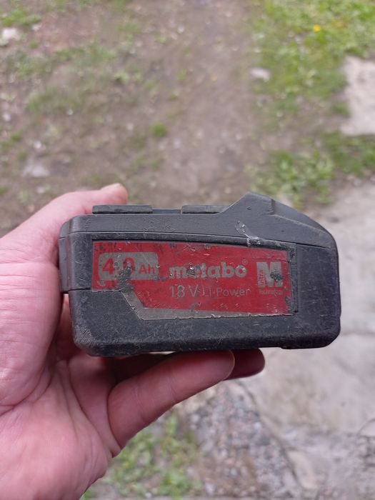 Продам аккумулятор для шуруповерта