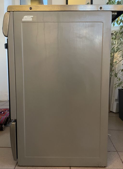 Плита електрична Electrolux окремостояча