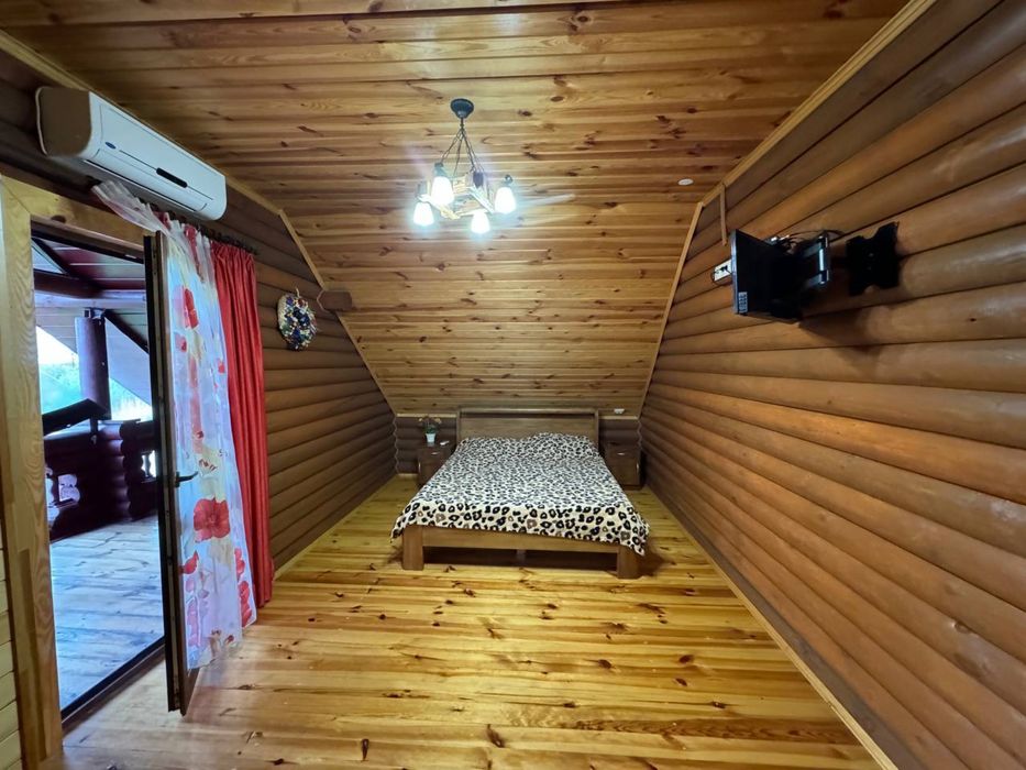 Продається база відпочинку с. СВІТЯЗЬ