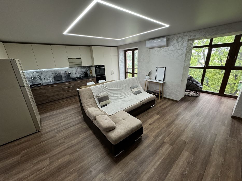 ‼️ Центр міста ‼️ Новий ремонт, продаж з меблями та технікою