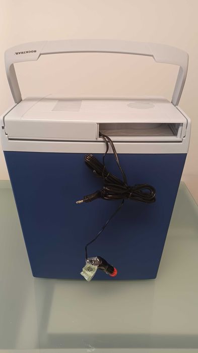 Arca frigorífica portátil, elétrica e nova