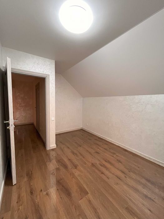 Новий чарівний будинок з гаражем, Луцьк в районі Володимирської